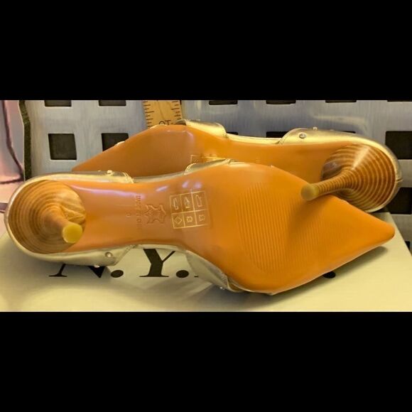 NYLA Heels Holiday-S Rhinestone Gold NIB SZ.8 - Picture 6 of 8